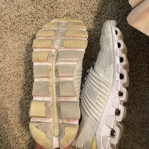 On Clouds - Picture 6 of 6